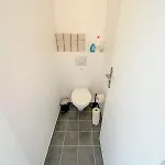 In 3-bedroom With Balcony Lively Area & Restaurants Paris